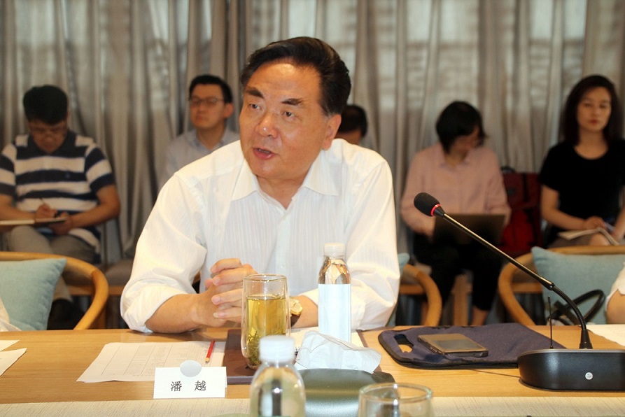 学会国际问题学术沙龙掠影05